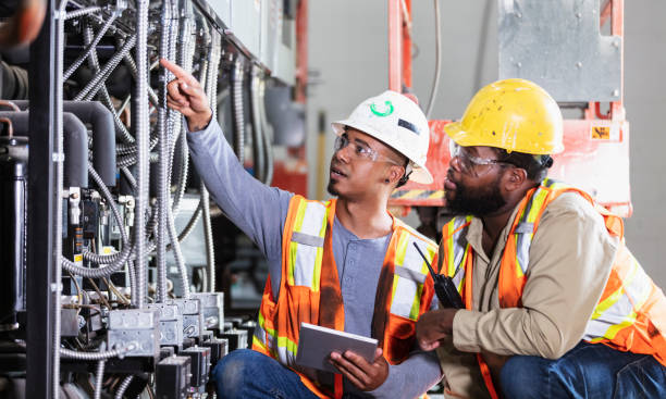 Best Electrical Contractors for Businesses  in Commerce, CA